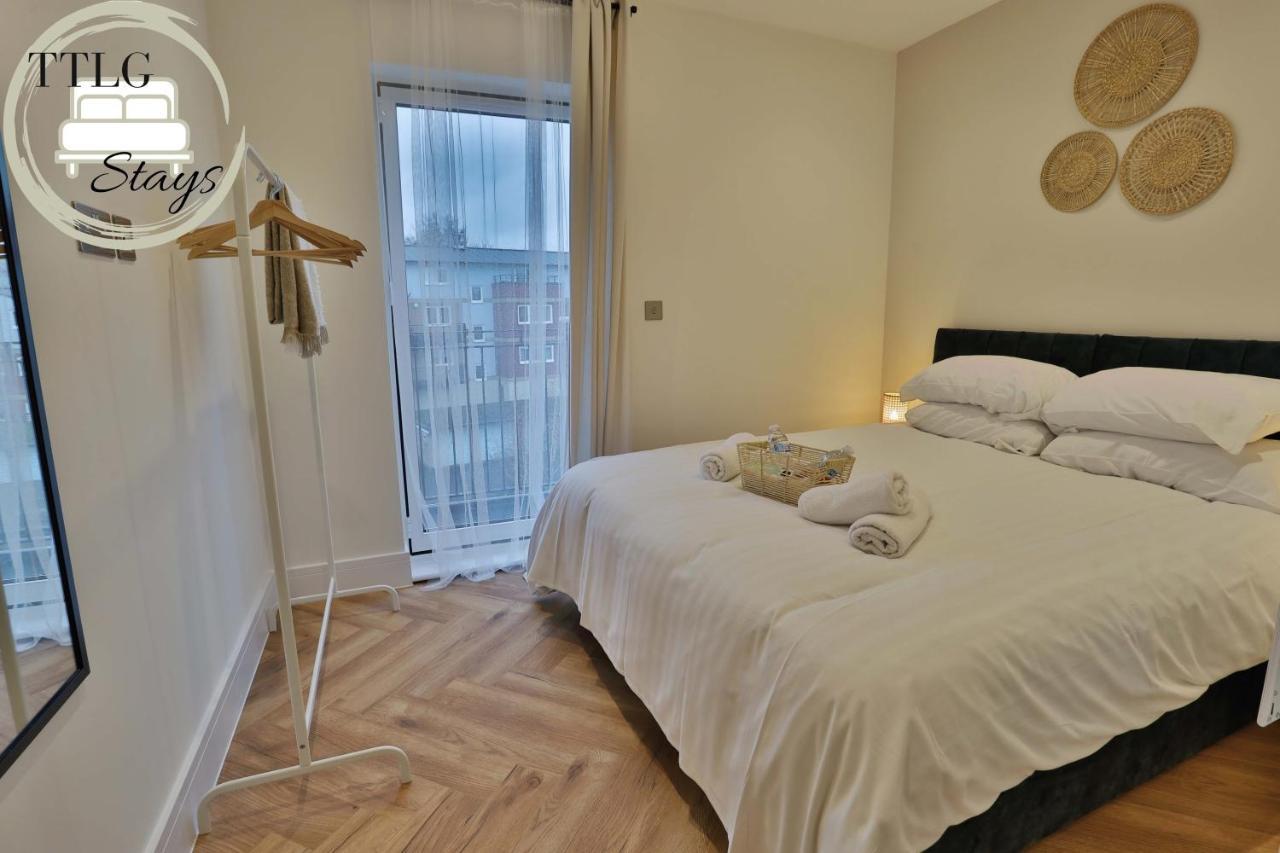 Modern City Escape By Ttlg Stays Rickmansworth Exterior foto