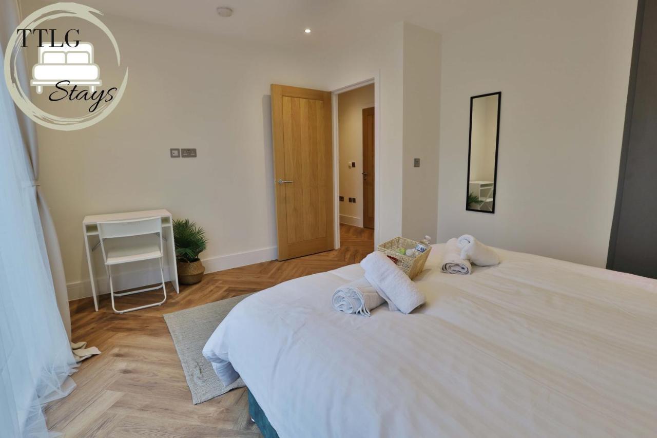 Modern City Escape By Ttlg Stays Rickmansworth Exterior foto