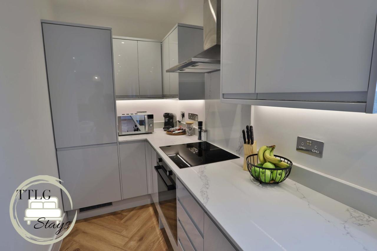 Modern City Escape By Ttlg Stays Rickmansworth Exterior foto
